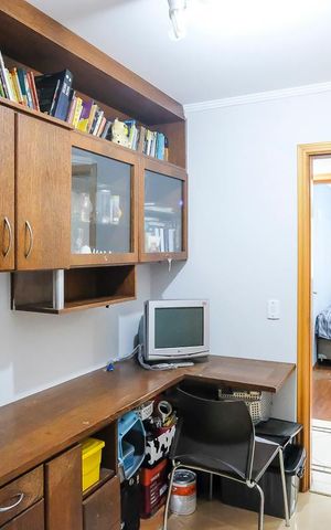 Apartamento à venda com 135m², 4 quartos e 3 vagasEscritório