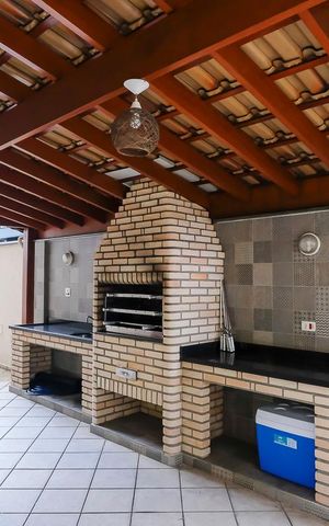 Apartamento à venda com 135m², 4 quartos e 3 vagasChurrasqueira
