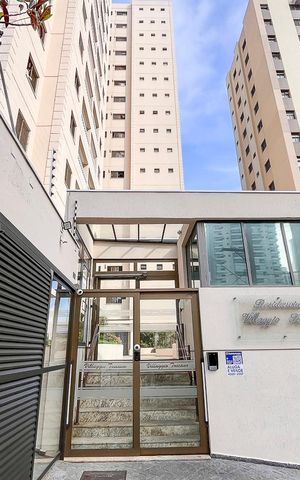 Apartamento à venda com 135m², 4 quartos e 3 vagasFachada + plaquinha
