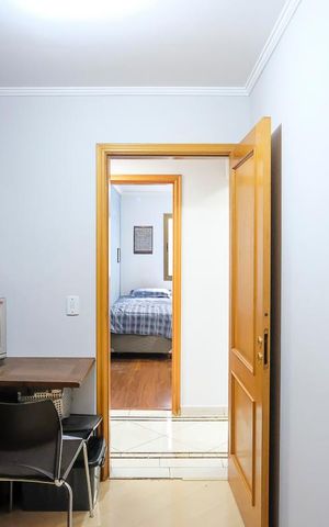 Apartamento à venda com 135m², 4 quartos e 3 vagasEscritório
