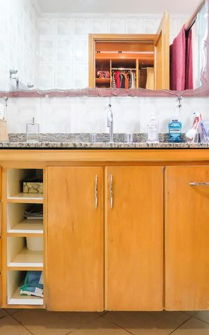 Apartamento à venda com 135m², 4 quartos e 3 vagasBanheiro da suíte