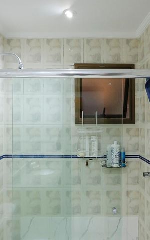 Apartamento à venda com 135m², 4 quartos e 3 vagasBanheiro