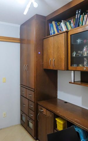 Apartamento à venda com 135m², 4 quartos e 3 vagasEscritório
