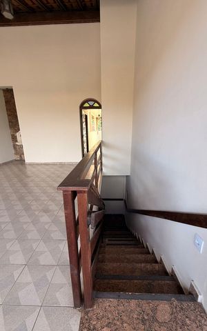 Casa para alugar com 200m², 3 quartos e 2 vagas