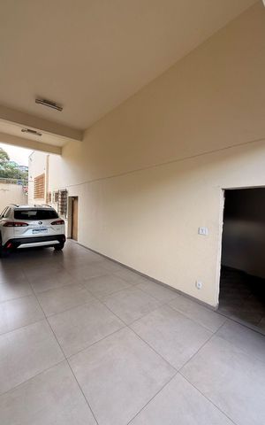 Casa para alugar com 200m², 3 quartos e 2 vagas Casa para alugar com 200m², 3 quartos e 2 vagasGaragem