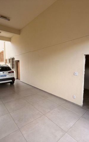 Casa para alugar com 200m², 3 quartos e 2 vagas Casa para alugar com 200m², 3 quartos e 2 vagasGaragem