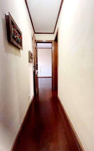 Apartamento à venda com 110m², 3 quartos e 2 vagas Apartamento à venda com 110m², 3 quartos e 2 vagasCorredor