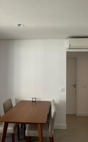 Apartamento à venda com 57m², 2 quartos e 1 vaga Apartamento à venda com 57m², 2 quartos e 1 vagaSala