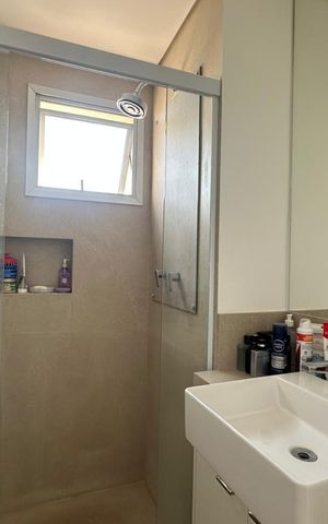 Apartamento à venda com 57m², 2 quartos e 1 vaga Apartamento à venda com 57m², 2 quartos e 1 vagaBanheiro