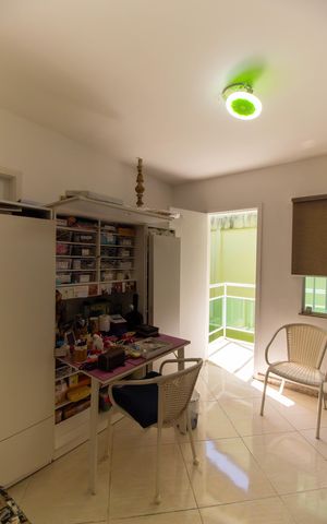 Casa de condomínio para alugar com 280m², 5 quartos e 2 vagas