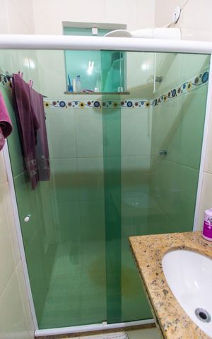 Casa de condomínio para alugar com 280m², 5 quartos e 2 vagas