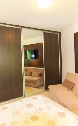 Casa de condomínio para alugar com 280m², 5 quartos e 2 vagas