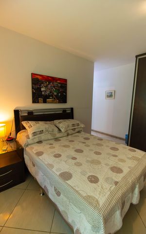 Casa de condomínio para alugar com 280m², 5 quartos e 2 vagas