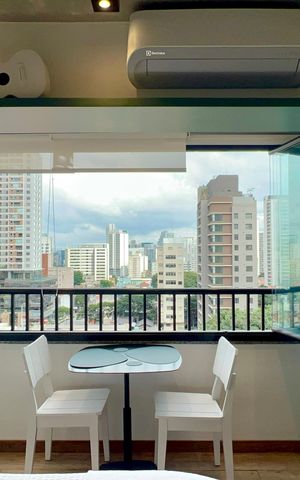 Studio para alugar com 25m², 1 quarto e sem vaga Studio para alugar com 25m², 1 quarto e sem vagaVaranda