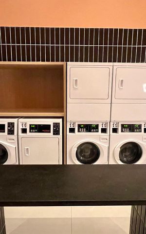 Studio para alugar com 25m², 1 quarto e sem vaga Studio para alugar com 25m², 1 quarto e sem vagaLavanderia