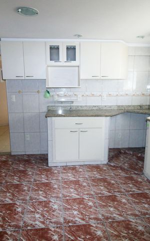 Apartamento à venda com 160m², 3 quartos e sem vagaCozinha