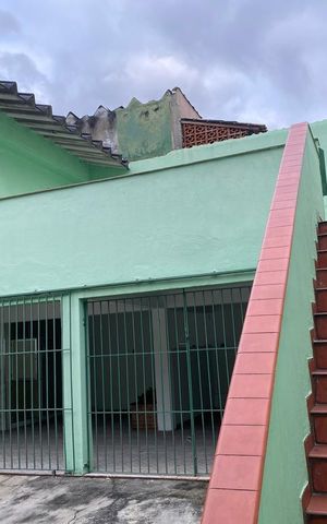Casa à venda com 360m², 4 quartos e 8 vagasÁrea externa