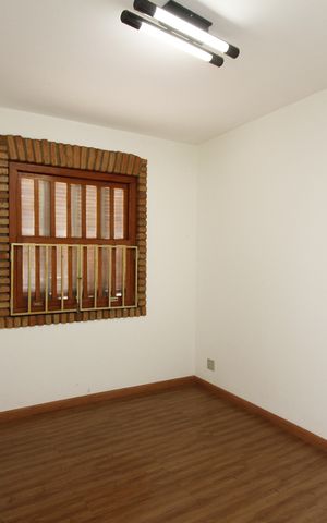 Casa para alugar com 390m², 5 quartos e 4 vagasSuíte 2