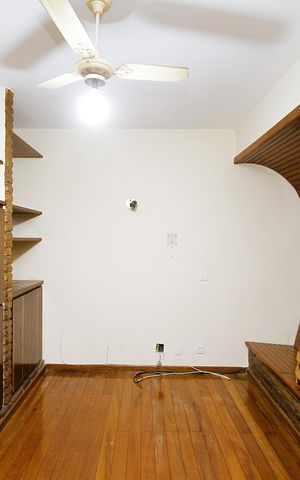 Casa para alugar com 390m², 5 quartos e 4 vagasQuarto 1