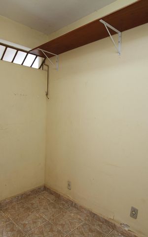 Casa para alugar com 390m², 5 quartos e 4 vagasDespensa
