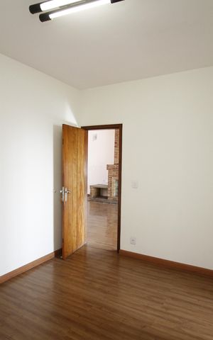 Casa para alugar com 390m², 5 quartos e 4 vagasSuíte 2