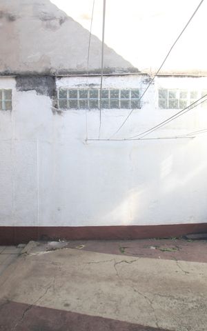 Casa à venda com 140m², 3 quartos e 2 vagasÁrea externa