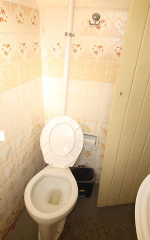 Casa à venda com 140m², 3 quartos e 2 vagasÁrea de Serviço - Banheiro