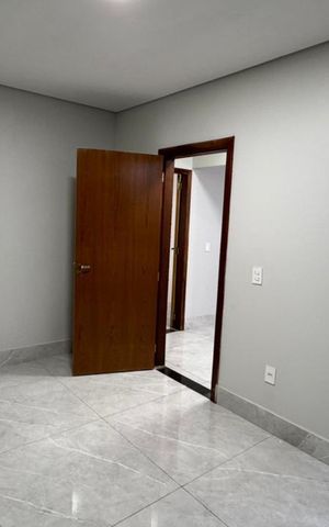 Casa à venda com 200m², 3 quartos e 2 vagasQuarto 2 