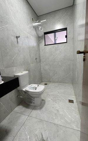 Casa à venda com 200m², 3 quartos e 2 vagasLavabo 