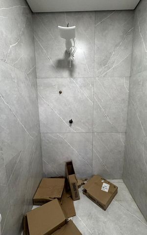 Casa à venda com 200m², 3 quartos e 2 vagasBanheiro 2