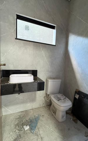 Casa à venda com 200m², 3 quartos e 2 vagasBanheiro 2