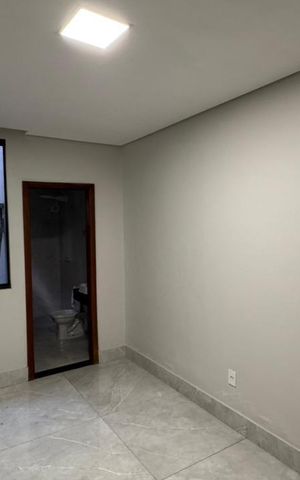Casa à venda com 200m², 3 quartos e 2 vagasQuarto 2 