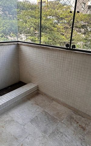 Apartamento à venda com 79m², 2 quartos e 1 vaga