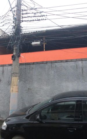 Casa para alugar com 100m², 2 quartos e 2 vagasFachada
