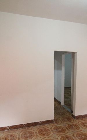 Casa para alugar com 100m², 2 quartos e 2 vagasSala
