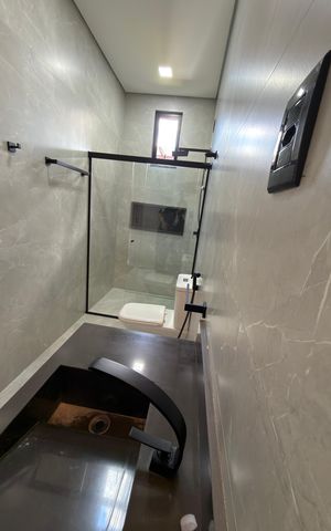 Casa de condomínio à venda com 248m², 3 quartos e 2 vagas Casa de condomínio à venda com 248m², 3 quartos e 2 vagasSuite quarto 2