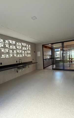 Casa de condomínio à venda com 248m², 3 quartos e 2 vagas Casa de condomínio à venda com 248m², 3 quartos e 2 vagasÁrea comum - Churrasqueira