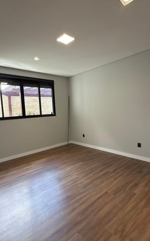 Casa de condomínio à venda com 248m², 3 quartos e 2 vagas Casa de condomínio à venda com 248m², 3 quartos e 2 vagasQuarto 03