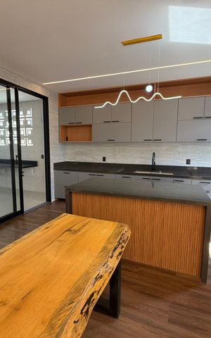 Casa de condomínio à venda com 248m², 3 quartos e 2 vagas Casa de condomínio à venda com 248m², 3 quartos e 2 vagasCozinha