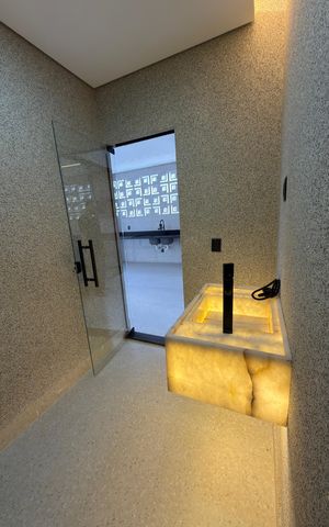 Casa de condomínio à venda com 248m², 3 quartos e 2 vagas Casa de condomínio à venda com 248m², 3 quartos e 2 vagasLavabo área externa