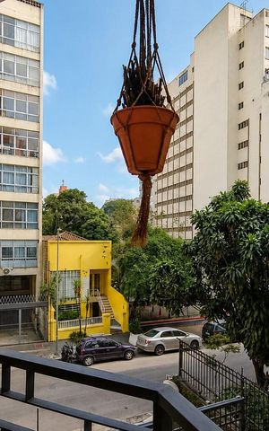 Apartamento à venda com 65m², 2 quartos e 1 vaga Apartamento à venda com 65m², 2 quartos e 1 vagaVaranda
