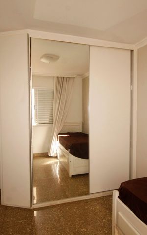 Apartamento à venda com 140m², 4 quartos e 4 vagasQuarto 2