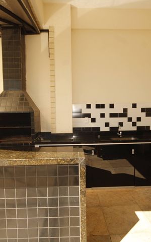 Apartamento à venda com 140m², 4 quartos e 4 vagasÁrea gourmet
