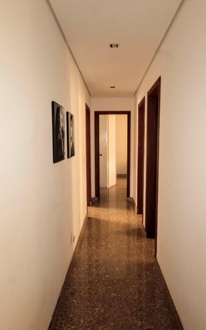 Apartamento à venda com 140m², 4 quartos e 4 vagasCorredor