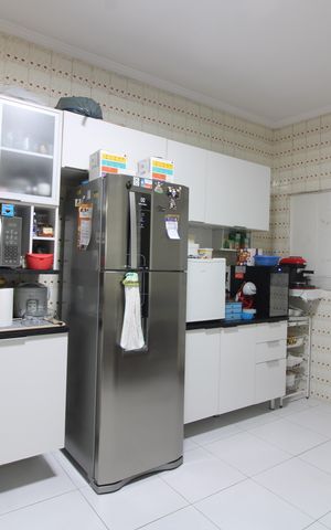 Casa à venda com 300m², 6 quartos e 3 vagasCozinha casa 1