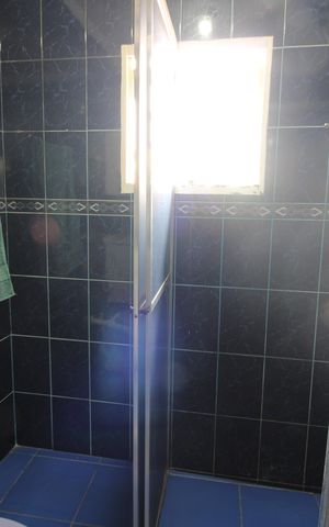 Casa à venda com 300m², 6 quartos e 3 vagasBanheiro Social casa 2