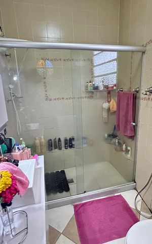 Casa à venda com 8635m², 5 quartos e 2 vagasBanheiro da Suíte