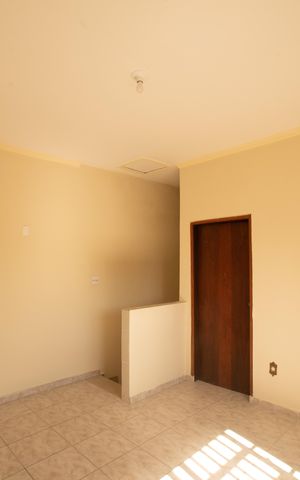 Casa para alugar com 70m², 1 quarto e 1 vagaSala