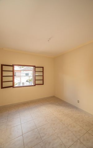 Casa para alugar com 70m², 1 quarto e 1 vagaQuarto