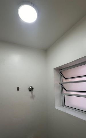 Casa à venda com 140m², 4 quartos e 2 vagas Casa à venda com 140m², 4 quartos e 2 vagasLavabo